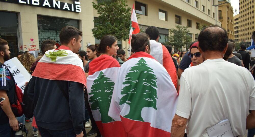 با وجود کرونا لبنانی ها برای اعتراض به خیابان آمدند