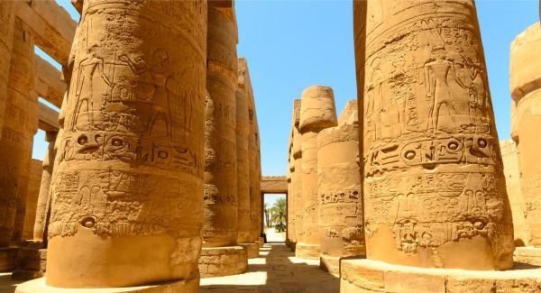 معبد باستانی کارناک ، مصر Karnak